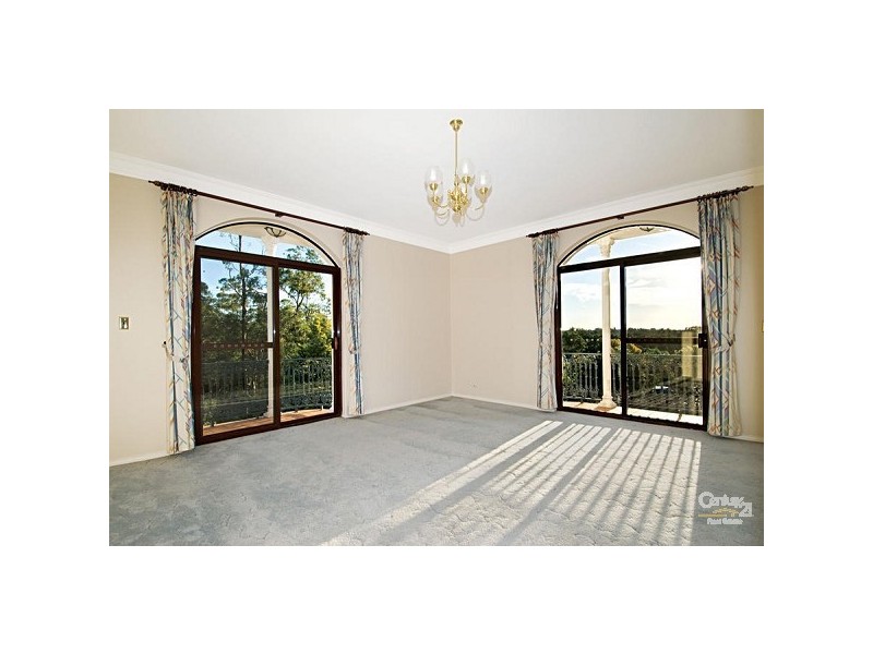 13 Galahad Crescent, Castle Hill NSW 2154