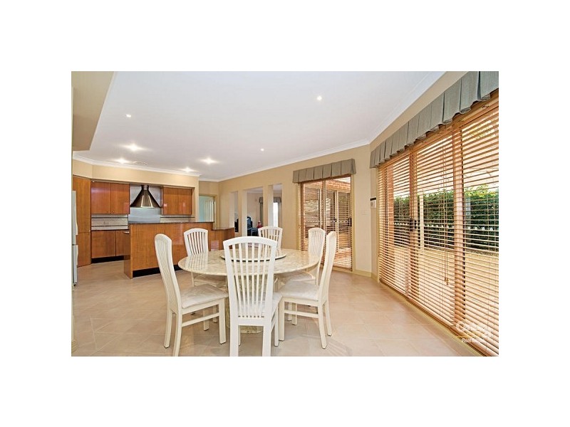 35 Perkins Drive, Kellyville NSW 2155