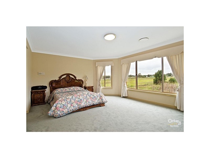 35 Perkins Drive, Kellyville NSW 2155