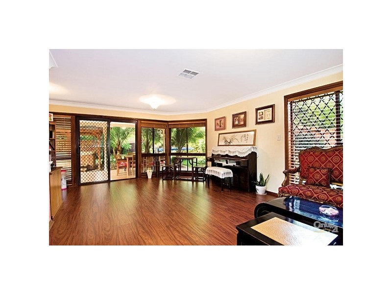 62 Middleton Avenue, Castle Hill NSW 2154