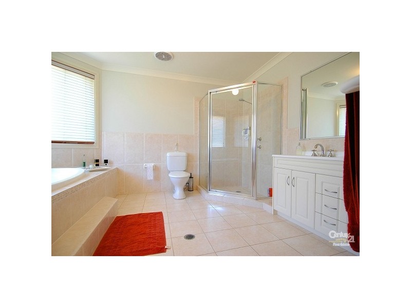 52 Beaumaris Avenue, Castle Hill NSW 2154