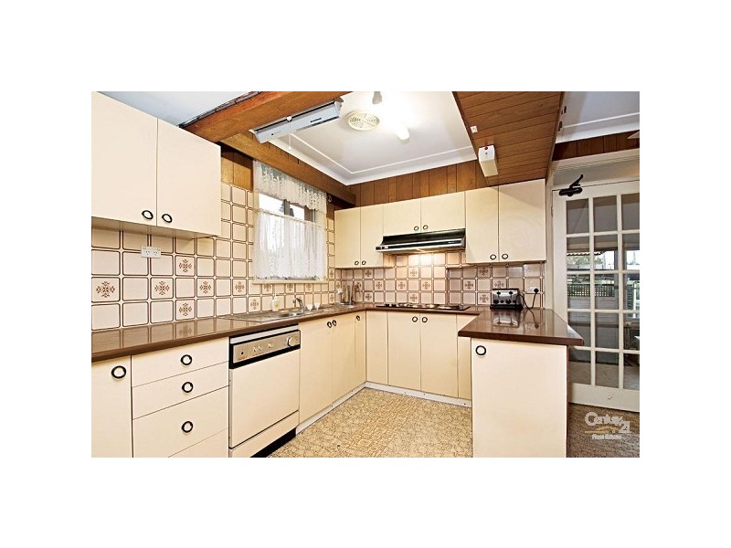 8 Lanhams Road, Winston Hills NSW 2153