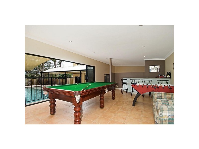 33 Grevillea Grove, Baulkham Hills NSW 2153