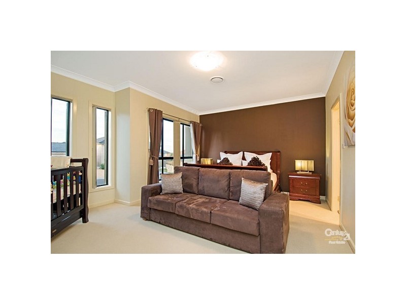 8 Rawson Street, Stanhope Gardens NSW 2768