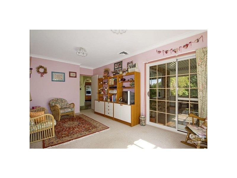 18 Chapman Avenue, Castle Hill NSW 2154