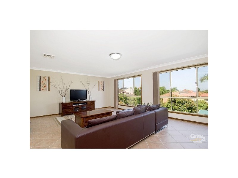 7 Myrtle Grove, Bella Vista NSW 2153