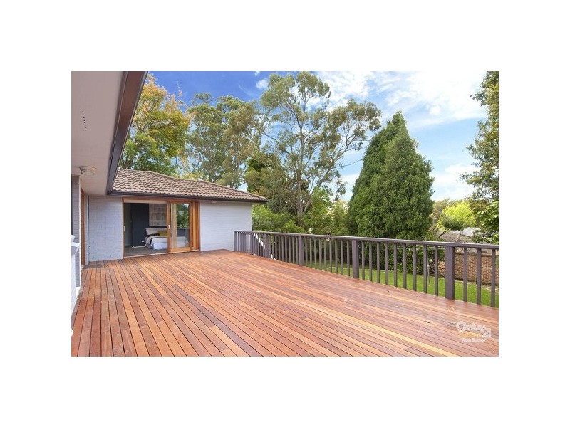 8 Cambewarra Avenue, Castle Hill NSW 2154
