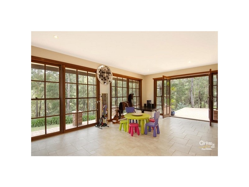 27 Greenbank Drive, Glenhaven NSW 2156