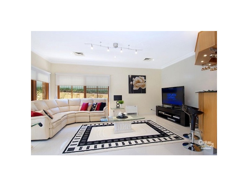 6 Magney Place, Bella Vista NSW 2153