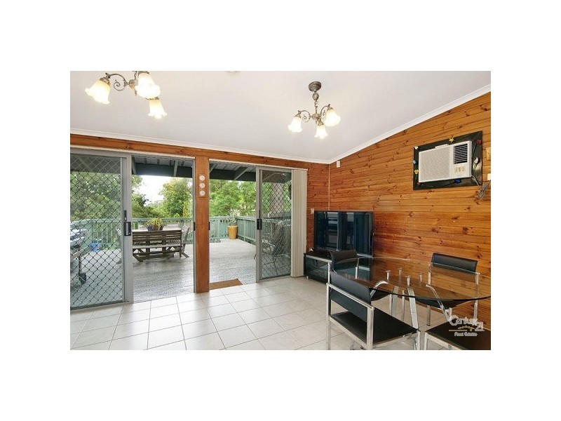 16 Dan Crescent, Castle Hill NSW 2154