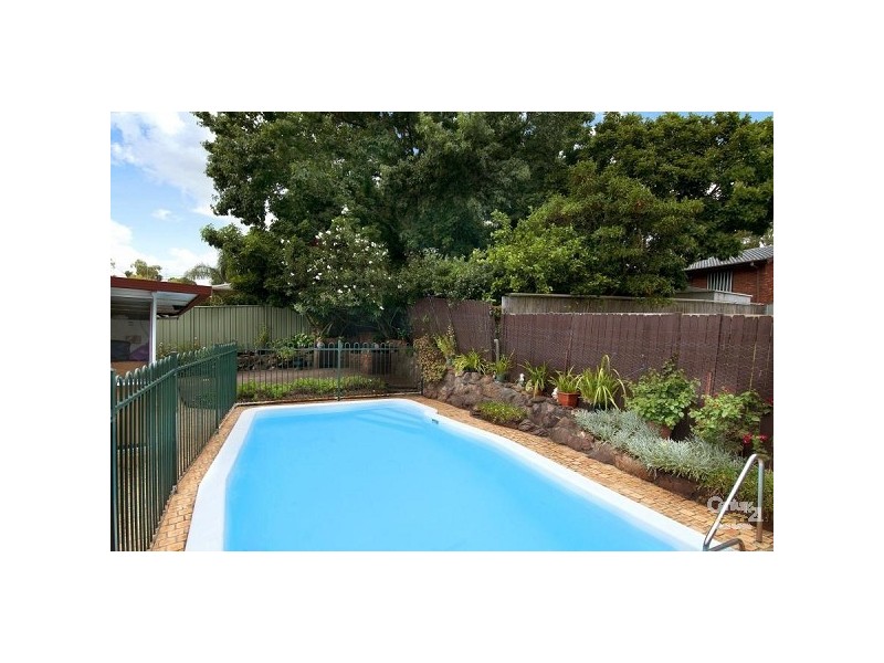 6 Templeton Crescent, Baulkham Hills NSW 2153