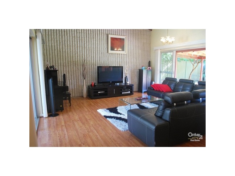 27 Lockhart Avenue, Castle Hill NSW 2154