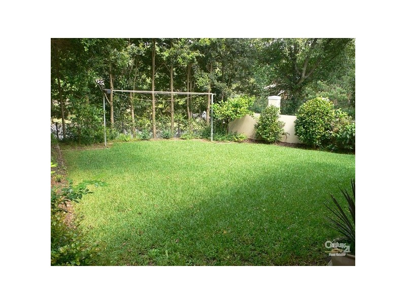 36 Woodhill St, Castle Hill NSW 2154