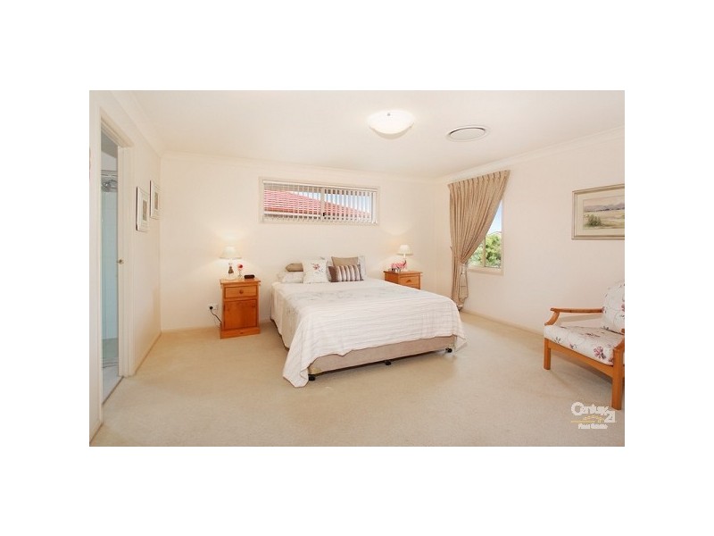 7 Orleans Way, Castle Hill NSW 2154