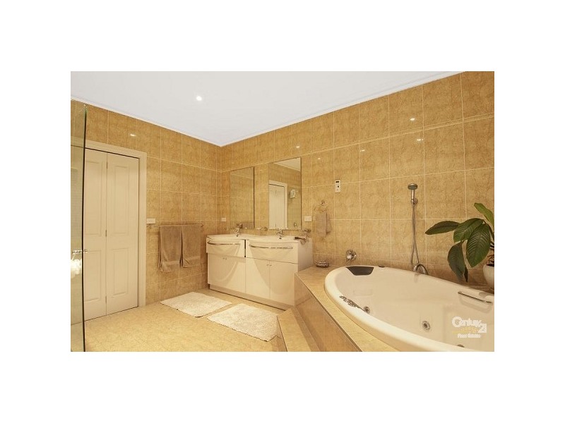 29 Crestview Avenue, Kellyville NSW 2155