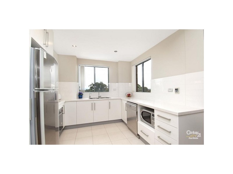 8/33-39 Cecil Avenue, Castle Hill NSW 2154