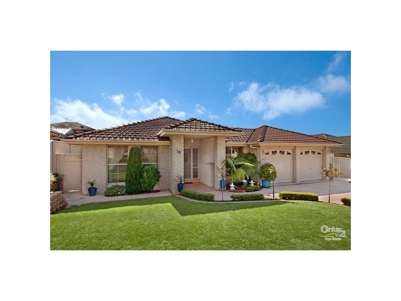19 Connaught Circuit, Kellyville NSW 2155