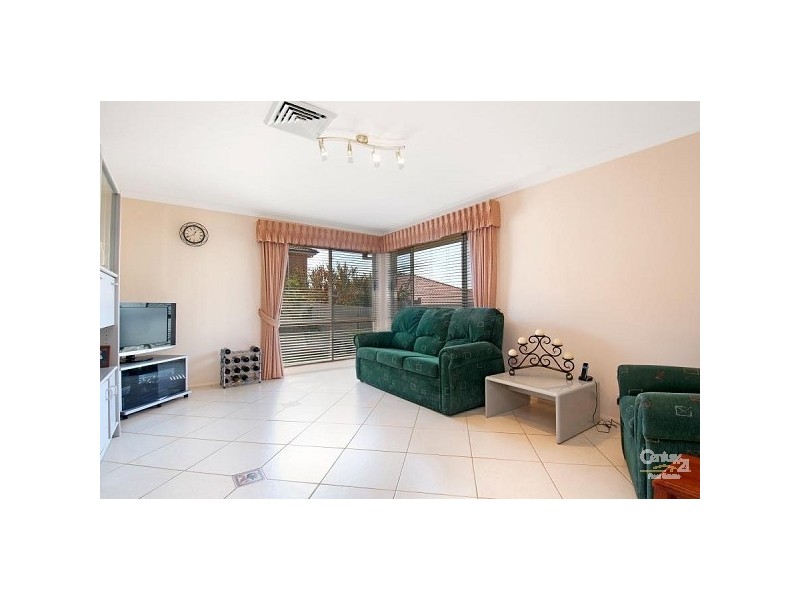 19 Connaught Circuit, Kellyville NSW 2155