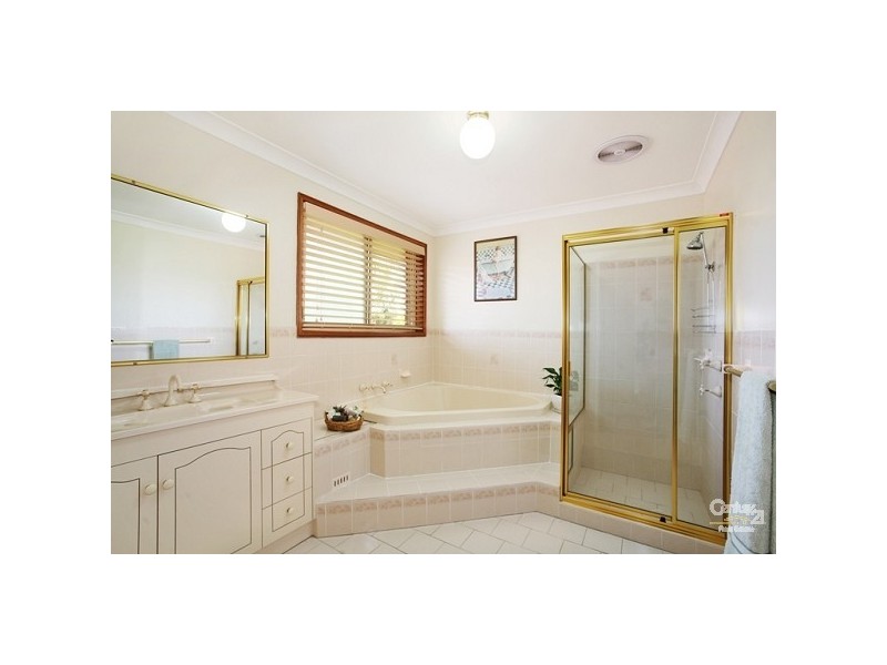 24 Gaiwood Place, Castle Hill NSW 2154