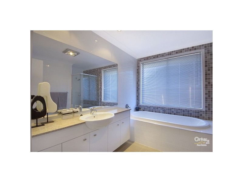 47 Rebellion Circuit, Beaumont Hills NSW 2155