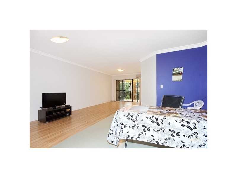 8/50 Cecil Avenue, Castle Hill NSW 2154