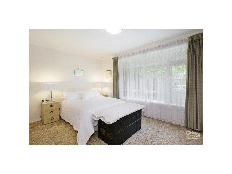 4 Doreen Crescent, Baulkham Hills NSW 2153