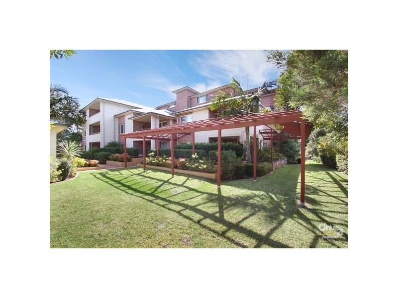 2/240 Old Northern Road, Castle Hill NSW 2154