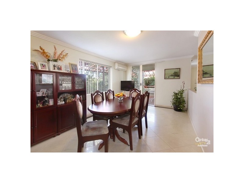 2/240 Old Northern Road, Castle Hill NSW 2154