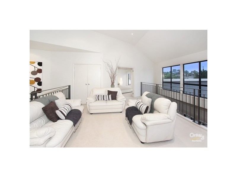 16 Patriot Place, Rouse Hill NSW 2155