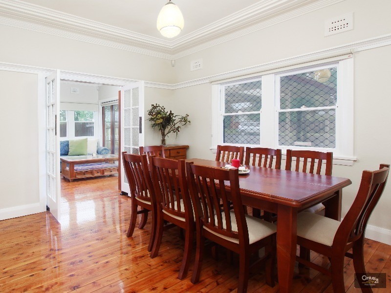 2  Lindsay Street, Wentworthville NSW 2145