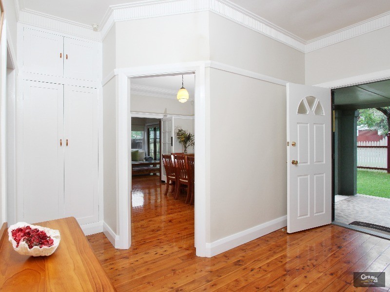 2  Lindsay Street, Wentworthville NSW 2145