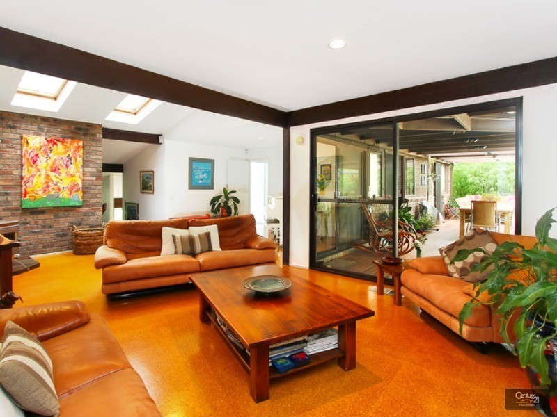 70 Fishburn Crescent, Castle Hill NSW 2154