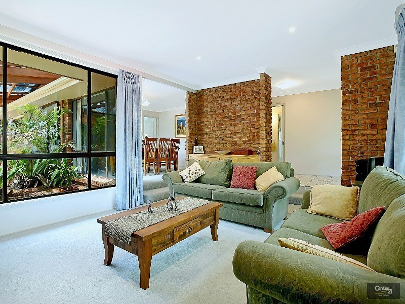 3 Bracken Fell Close, Castle Hill NSW 2154