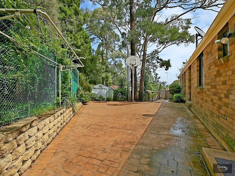 3 Bracken Fell Close, Castle Hill NSW 2154