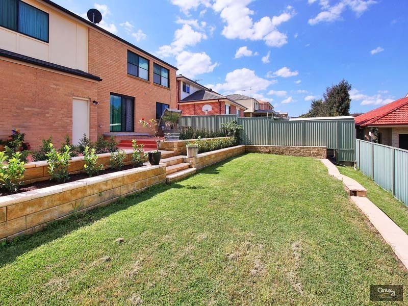 1 Kindilen Close, Rouse Hill NSW 2155