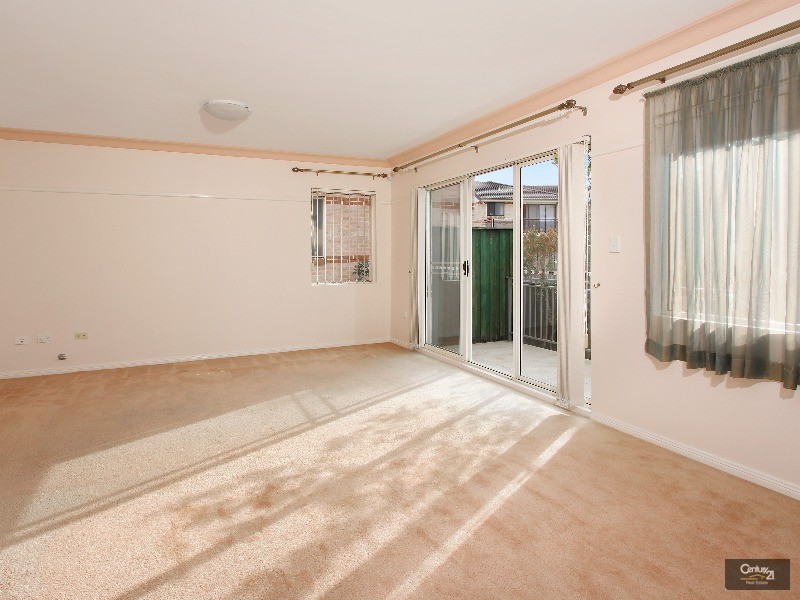 7/29-35 Pearce Street, Baulkham Hills NSW 2153