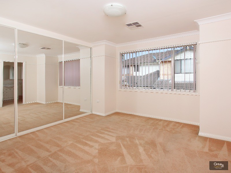 7/29-35 Pearce Street, Baulkham Hills NSW 2153