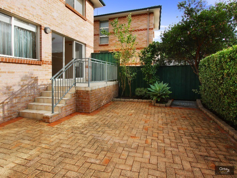 7/29-35 Pearce Street, Baulkham Hills NSW 2153