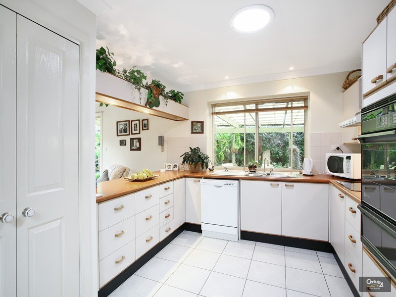 4 Broadsword Place, Castle Hill NSW 2154