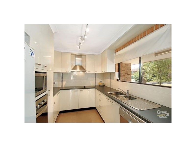 10B Nanette Pl, Castle Hill NSW 2154