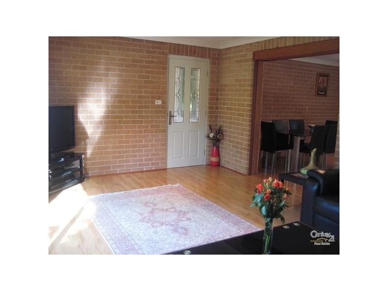 10B Nanette Pl, Castle Hill NSW 2154
