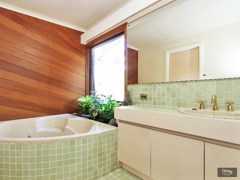 12 Adam Place, Glenhaven NSW 2156