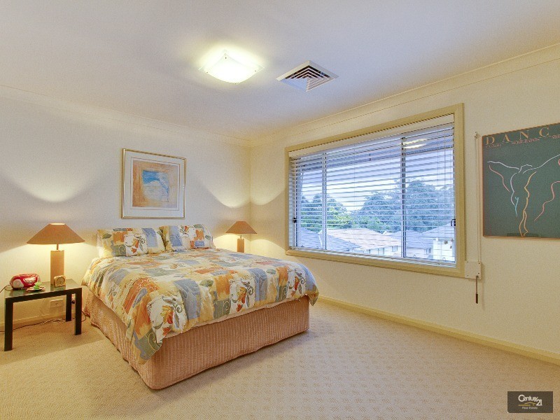 8 Government Farm Crescent, Castle Hill NSW 2154