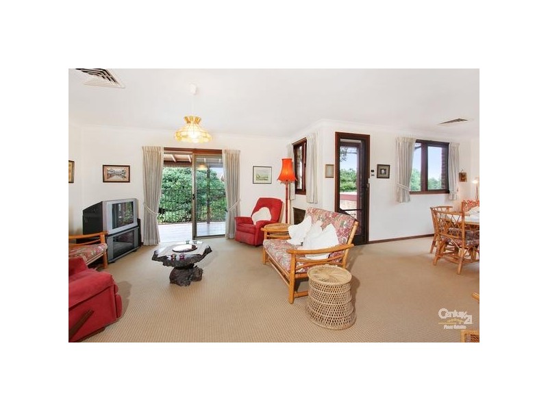 6 Mornington Ave, Castle Hill NSW 2154
