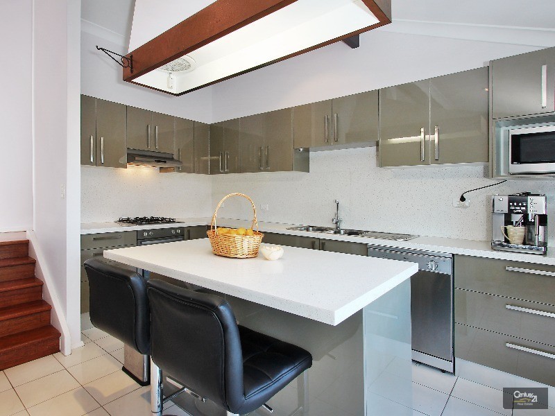 7 Peel Road, Baulkham Hills NSW 2153