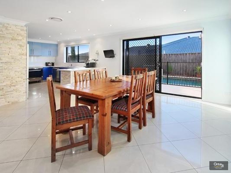 18 Ashtead Parade, Stanhope Gardens NSW 2768