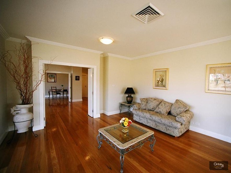 44 River Oak Circuit, Kellyville NSW 2155