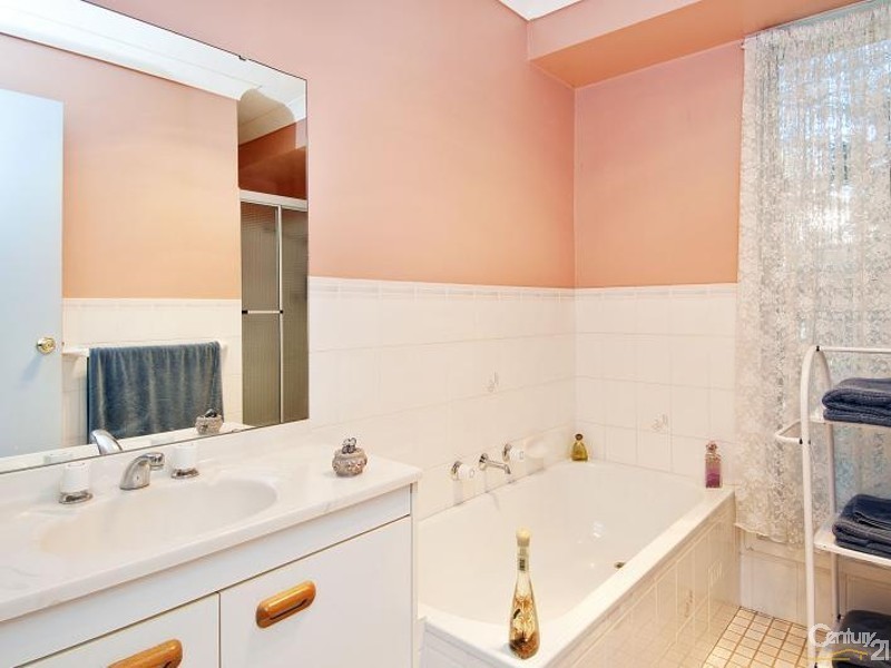 5 Azalea Grove, Castle Hill NSW 2154