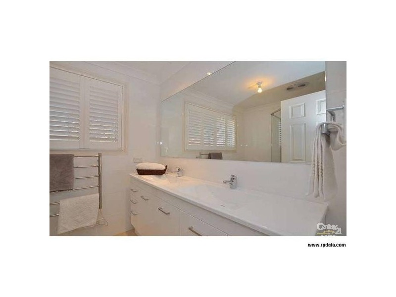 5 Yerong Pl, Castle Hill NSW 2154