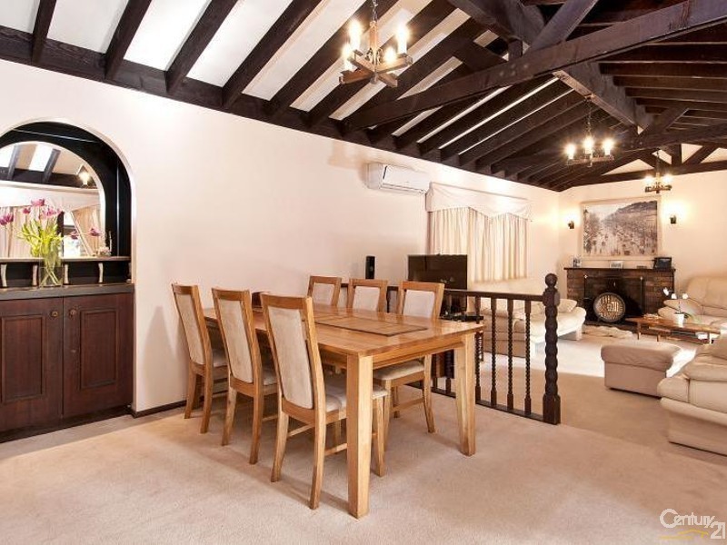 2  Kathleen Avenue, Castle Hill NSW 2154